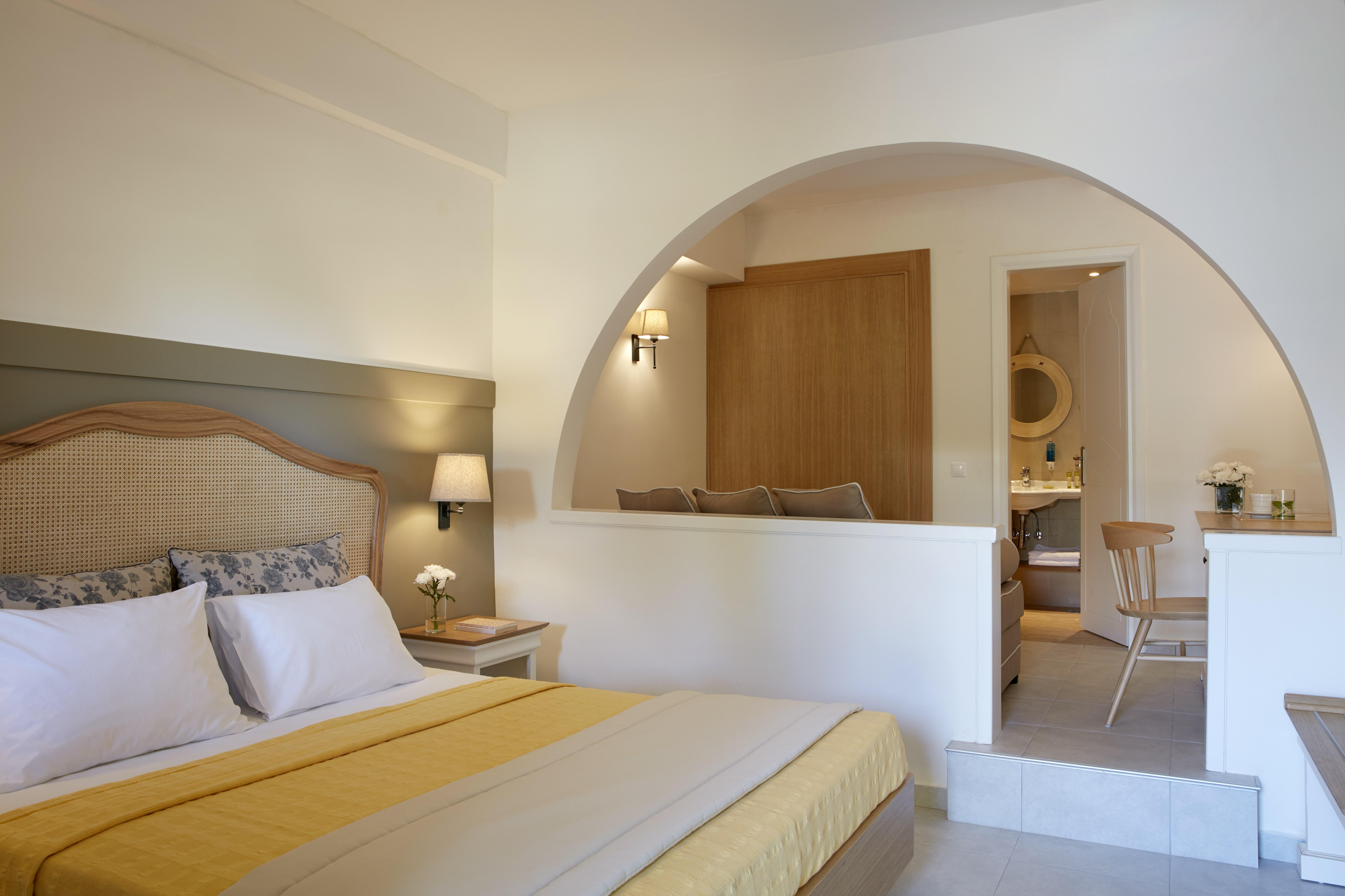 Simantro Resort Sani  외부 사진 A typical room at the hotel