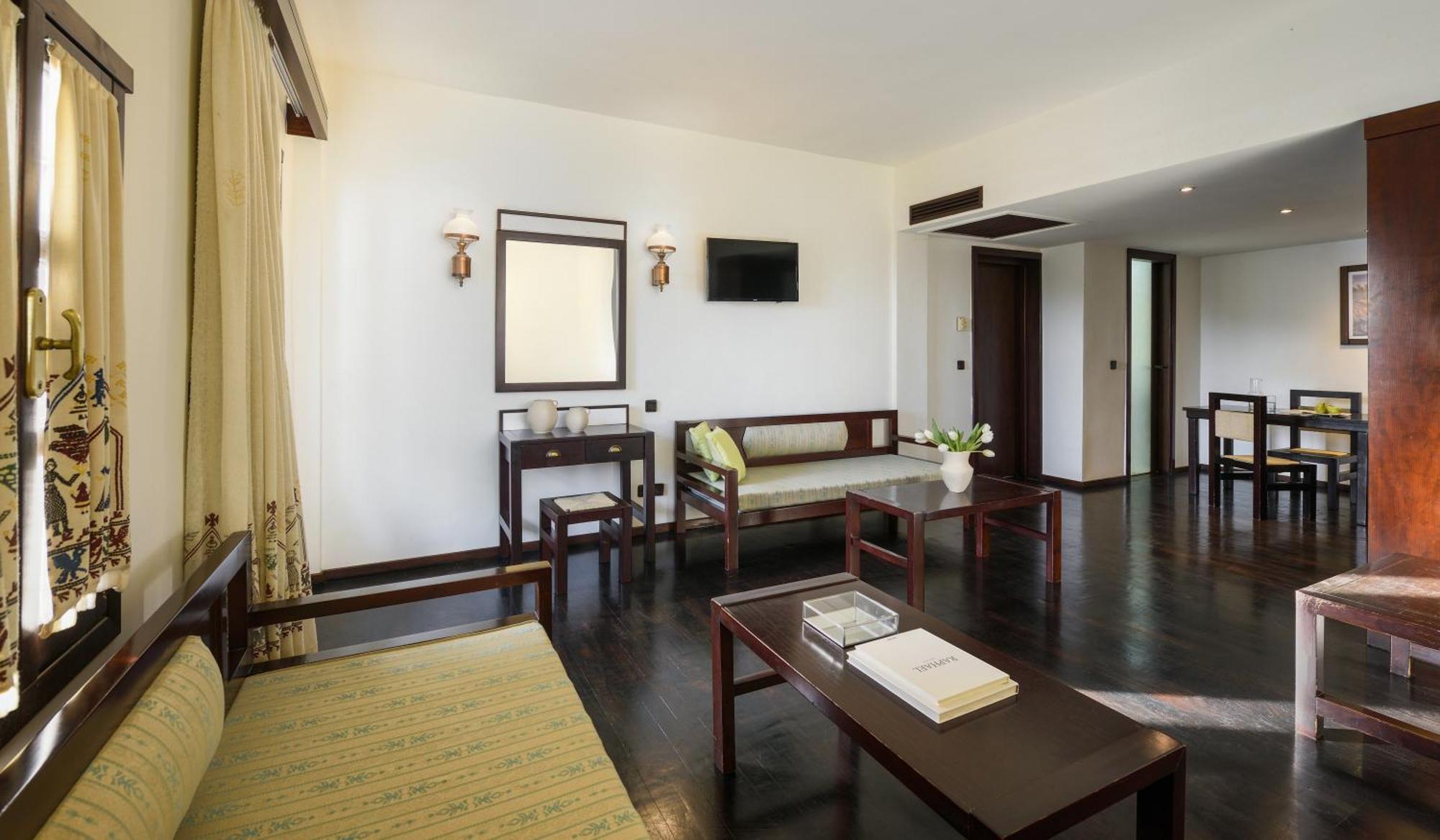 Simantro Resort Sani  객실 사진 A suite at the Taj Bengal